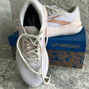 Brooks Ghost Max